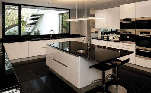 Business & Industry - Red Moor Worldwide LTD